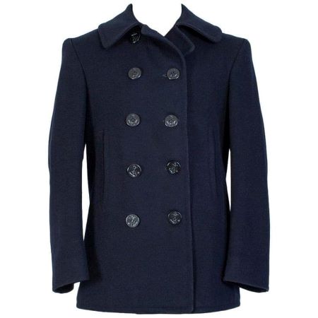 In The Navy Pea Coat Reefer Jacket, What Is The Difference Between A Pea Coat And Reefer Jacket